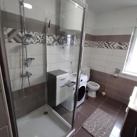 Panorama Apartment *